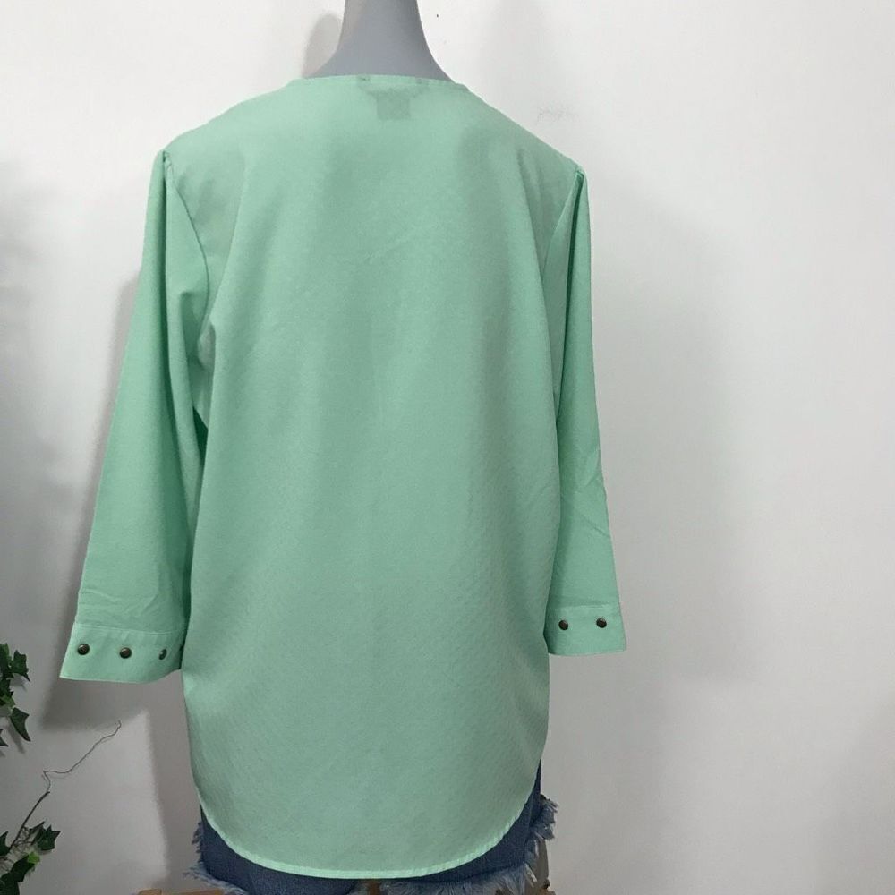 Womens Wrangler‎ Rock 47 3/4 Sleeve V Neck Green Studded Blouse Size L - Picture 11 of 13